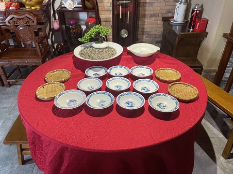 十只海碗与宴席布置